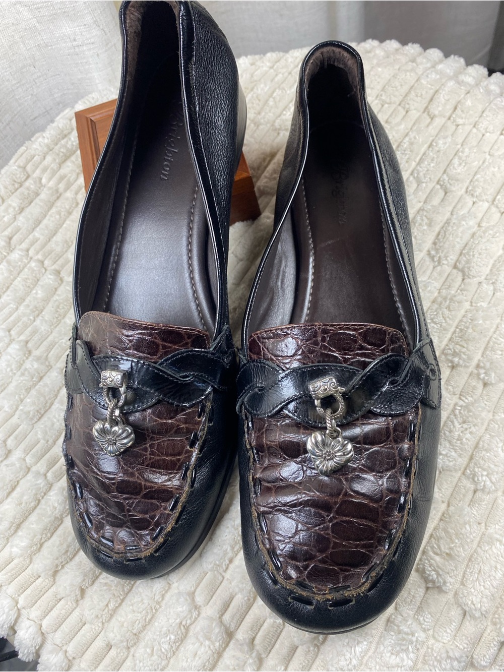 Brighton Medley Black Burgundy Croc Embossed Leather Loafers 9.5N